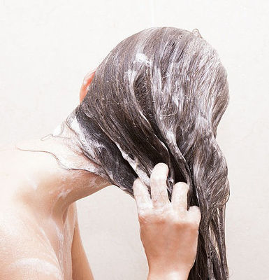 ナトリウム アスコルビル リン酸 皮膚 漂白剤 粉末 ヘアケア用製品に対する抗老化効果