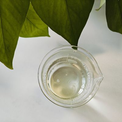 Cas 6197-30-4 オクトクリレンUVフィルター 油溶性UVB吸収器 太陽紫外線吸収添加物 最高純度