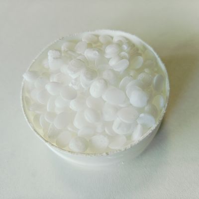 PEG-100ステアレート&amp;グリセリルステアレート CAS 9004-99-3&amp;123-94-4 化粧品および髪用製品の伝統的なエムルジファイヤー