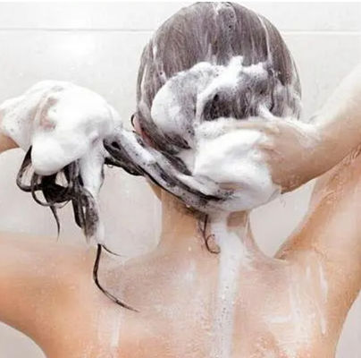 ヘアケア用製品のための水解されたコラーゲンPG-プロピルメチルシランディオール 湿気剤特性を有する変形タンパク質